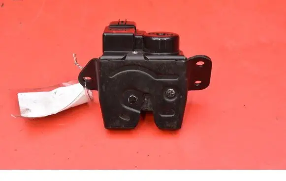 KIA Carens II Tailgate/trunk/boot lock/catch/latch