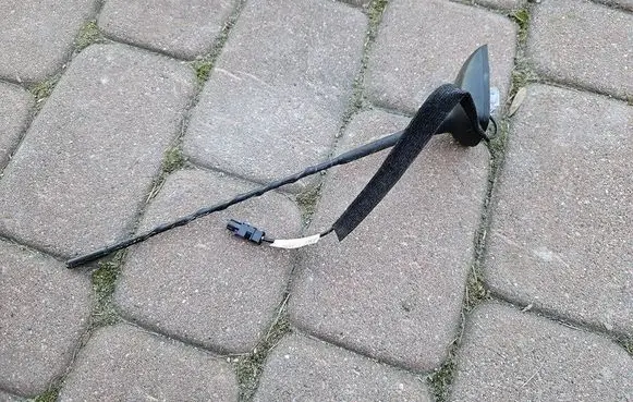 Opel Corsa E Aerial GPS antenna 13484449