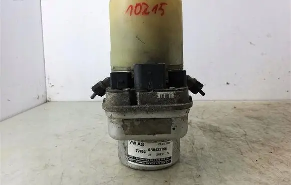 Skoda Fabia Mk2 (5J) Power steering pump 6R0423156