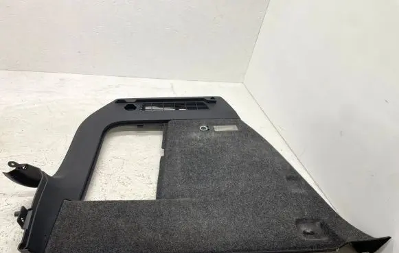 Volkswagen Tiguan Trunk/boot side trim panel 5N0867427R