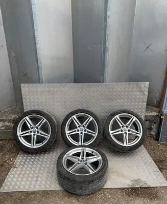 Audi A4 S4 B9 R18 alloy rim 8W0601025R E80J18H2