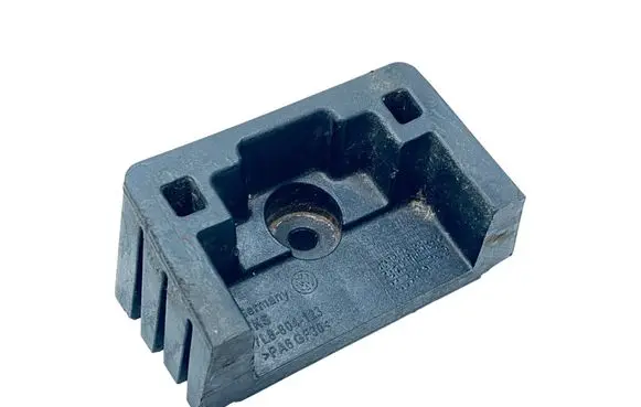 Audi Q7 4L Jacking socket point 7L8804123