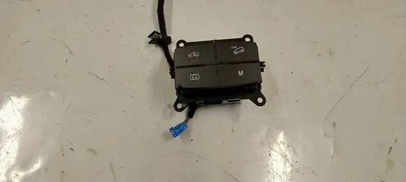 Mercedes-Benz GLE (W166 - C292) Suspension ride height/mode switch A2929050300