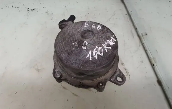 Vacuum pump