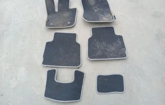 Ford Mondeo MK V Car floor mat set