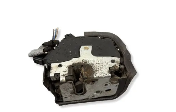 BMW X5 E53 Rear door lock 8402602