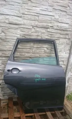 Seat Altea Rear door