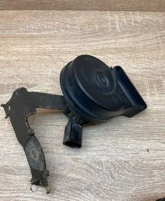 Volkswagen PASSAT B7 Horn signal 7N0951223A A046522