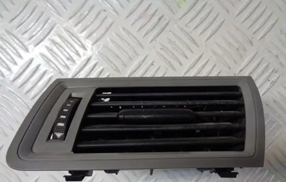 Skoda Rapid (NH) Dashboard side air vent grill/cover trim 5JA819701