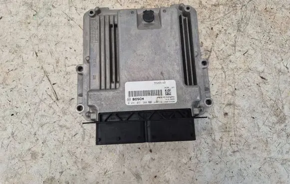 Fiat Tipo Engine control unit/module 55265162 0281031204 1039T03398
