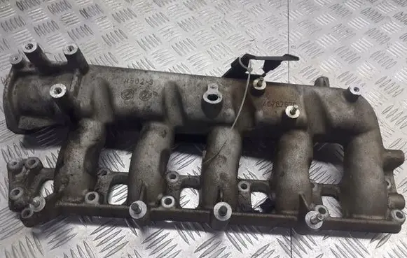 Alfa Romeo 159 Intake manifold 46767679