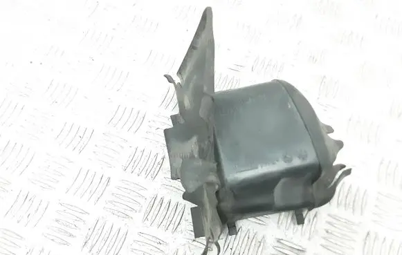 Volvo XC60 Intercooler air channel guide 31294170
