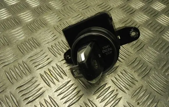 Volkswagen Touareg II Ignition lock 7P6905843B M3112