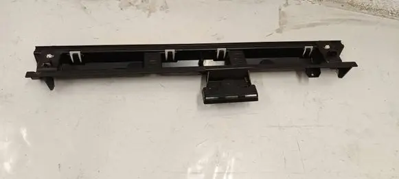 BMW i4 Sill supporting ledge 8737091