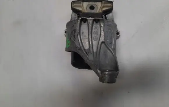 Audi A4 S4 B9 Engine mount bracket 8W0199371CR