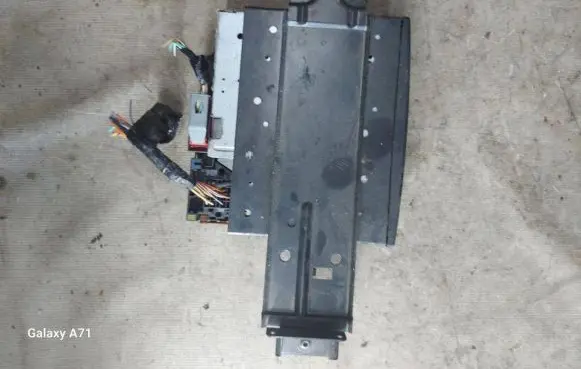 Renault Espace - Grand espace IV Radio/CD/DVD/GPS head unit 8200205833