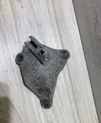 Generator/alternator bracket