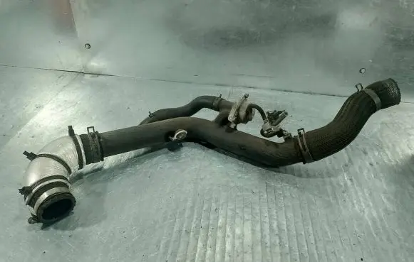 Hyundai Sonata Intercooler hose/pipe