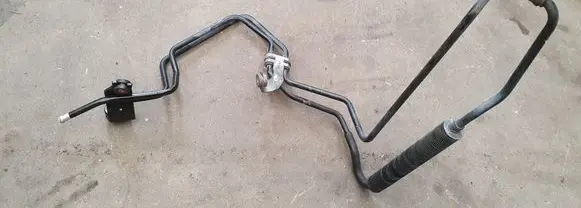 Subaru Tribeca Gearbox oil cooler pipe/hose 