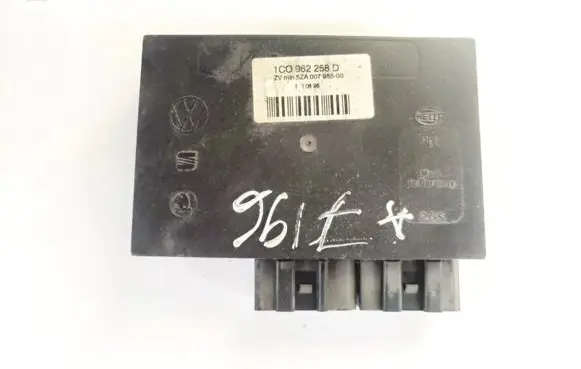 Volkswagen Golf IV Comfort/convenience module 1C0962258D 5ZA007955-00