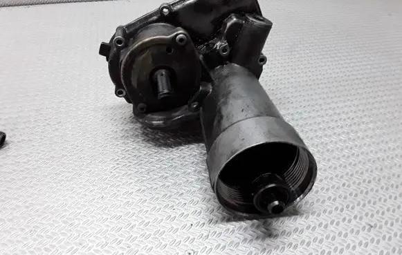 Audi A6 Allroad C5 Oil filter mounting bracket 059115405F