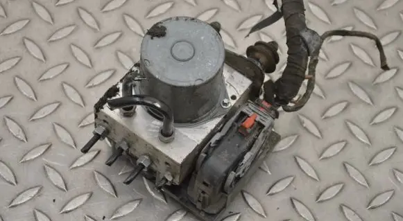 Audi A5 Sportback 8TA ABS Pump 8K0907379CN