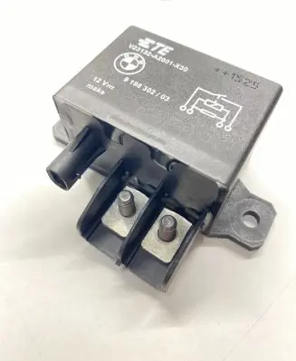 Coolant fan relay