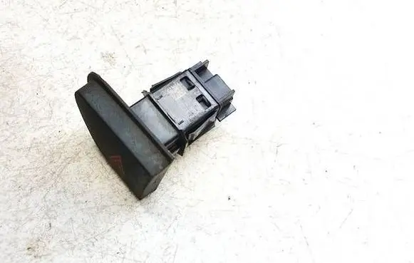 Renault Zoe Hazard light switch 252907372r 10026629