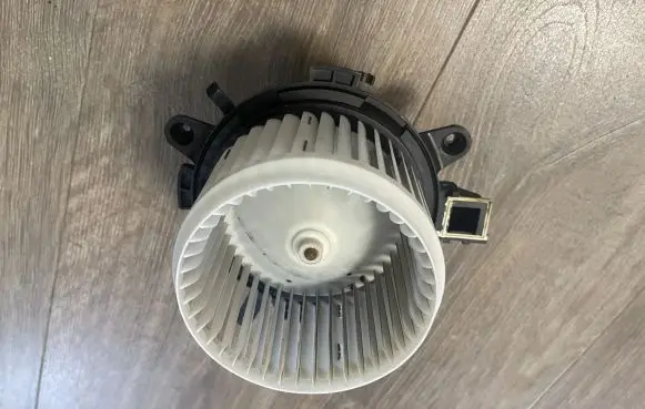 Citroen C5 Aircross Heater fan/blower 5P132000545856