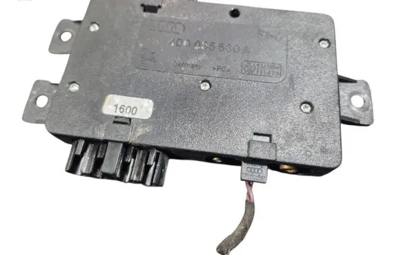 Audi A4 S4 B5 8D Antenna control unit 4D0035530A