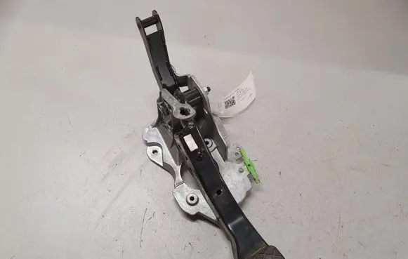 Volkswagen Golf V Brake pedal 1K2721057S 1K2721117E