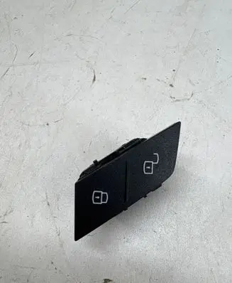 BMW 5 G30 G31 G38 Central locking switch button 5A95756