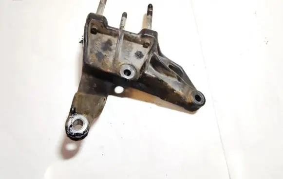 Opel Vectra B Engine mount bracket 90498184