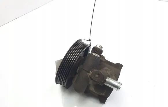 Volkswagen Golf IV Power steering pump 1J0422145C
