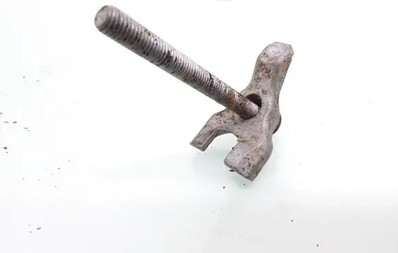 BMW X1 E84 Fuel Injector clamp holder