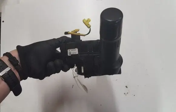 Mazda 6 Wiper turn signal indicator stalk/switch DF7566122 GS1R66120A6H DF7466128