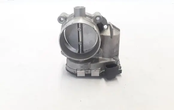 Volvo XC60 Throttle valve 30711552