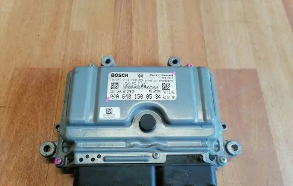 Mercedes-Benz B W245 Engine control unit/module A6401500534 0281014668