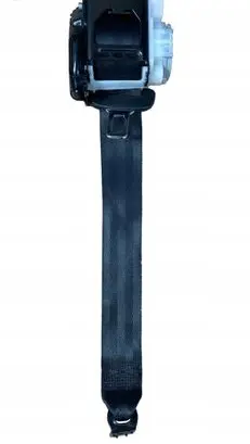 Rear seatbelt
