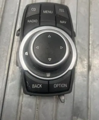 BMW 5 E60 E61 Head unit multimedia control 9213309 033625105