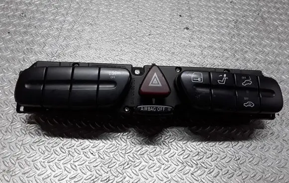 Mercedes-Benz C W203 Hazard light switch 2038216258