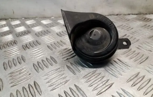Dodge Nitro Horn signal 703881157 05026208AA