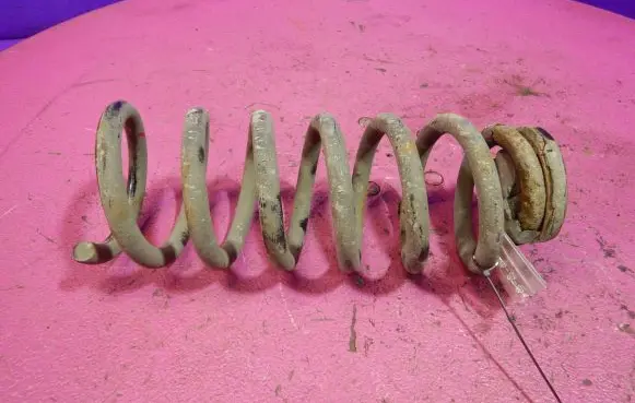 Audi A8 S8 D2 4D Rear coil spring