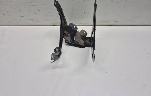 Chrysler Town u0026 Country V Other engine bay part 05082092AC