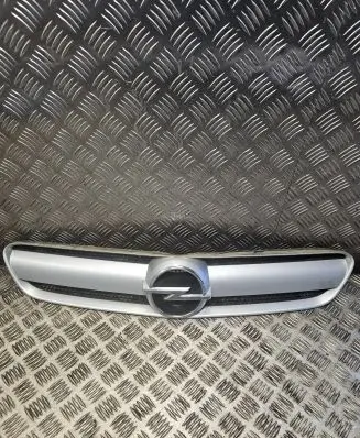 Opel Signum Front grill