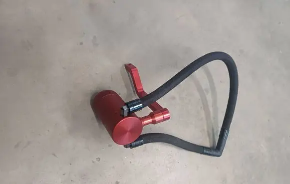 Dodge Challenger Oil breather separator 