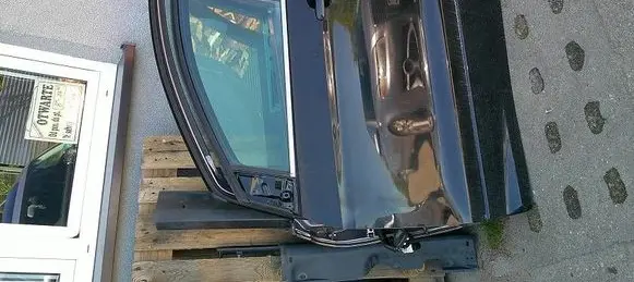 Ford Kuga II Front door 0000