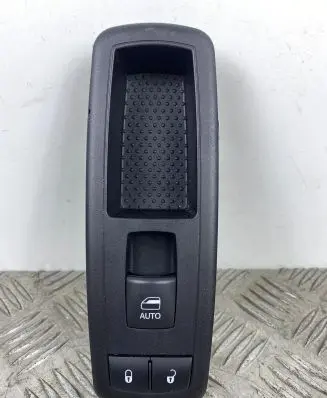 Jeep Grand Cherokee Electric window control switch 68290692AB
