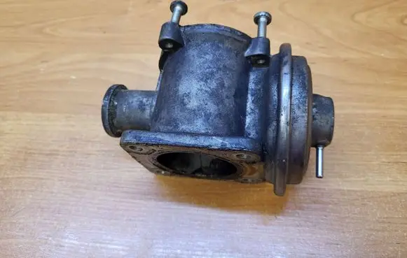 BMW 3 E92 E93 EGR valve 7791480