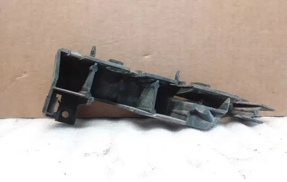 Audi A6 S6 C7 4G Front bumper mounting bracket 4G0807283